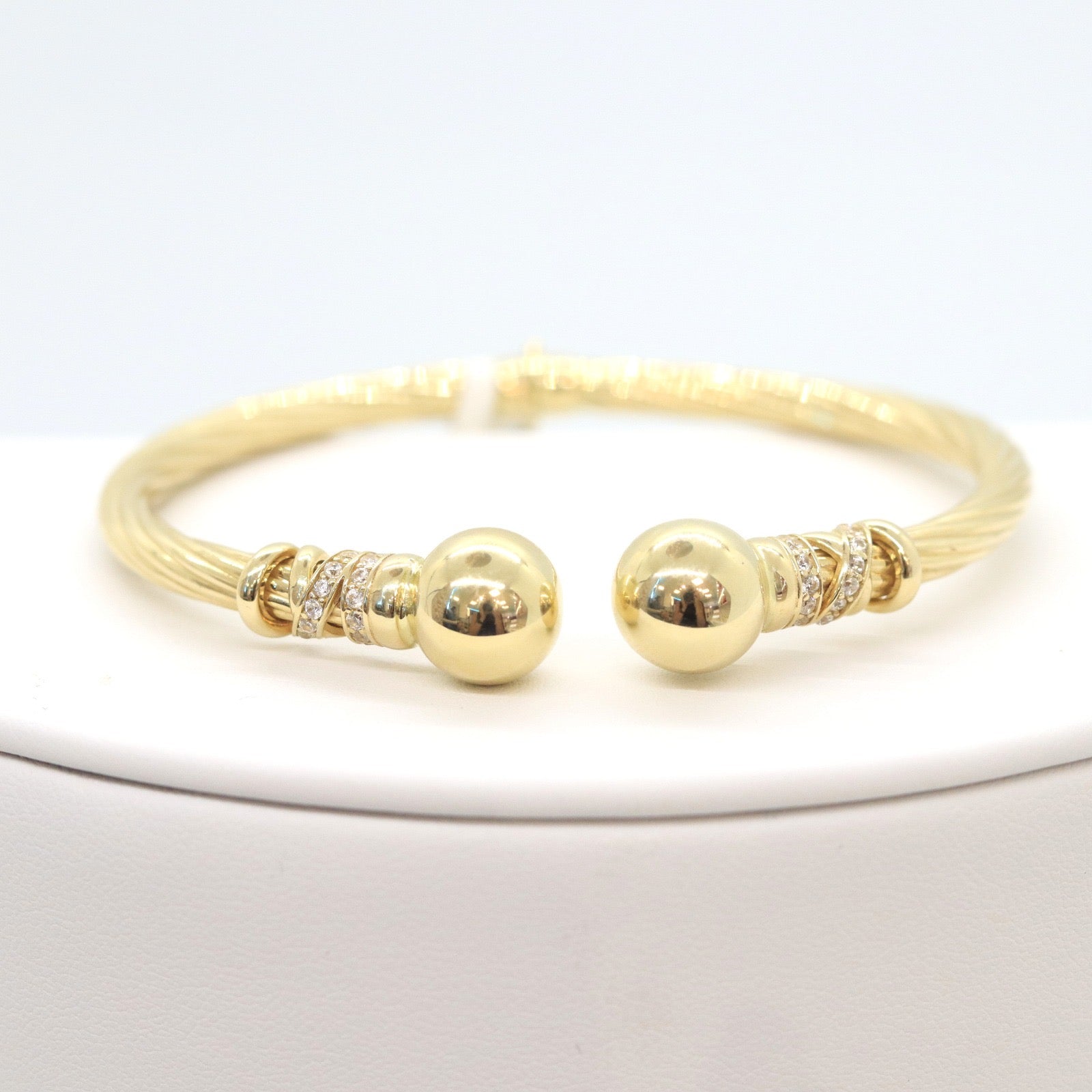 14k Ball Bangle