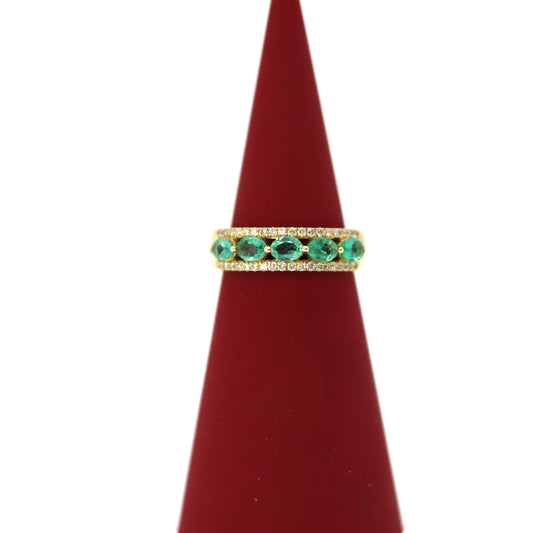 10k Emerald Band
