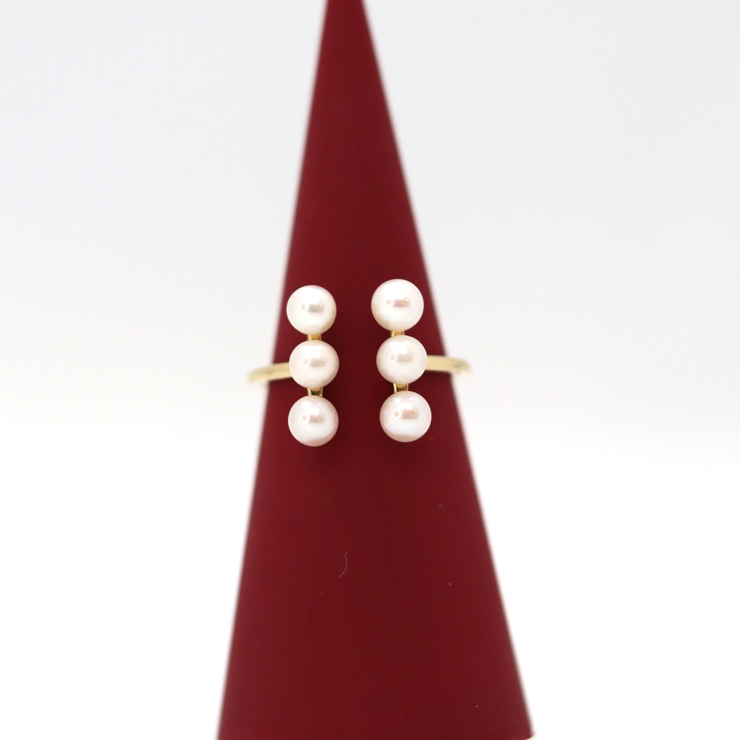 10k Pearls Ring