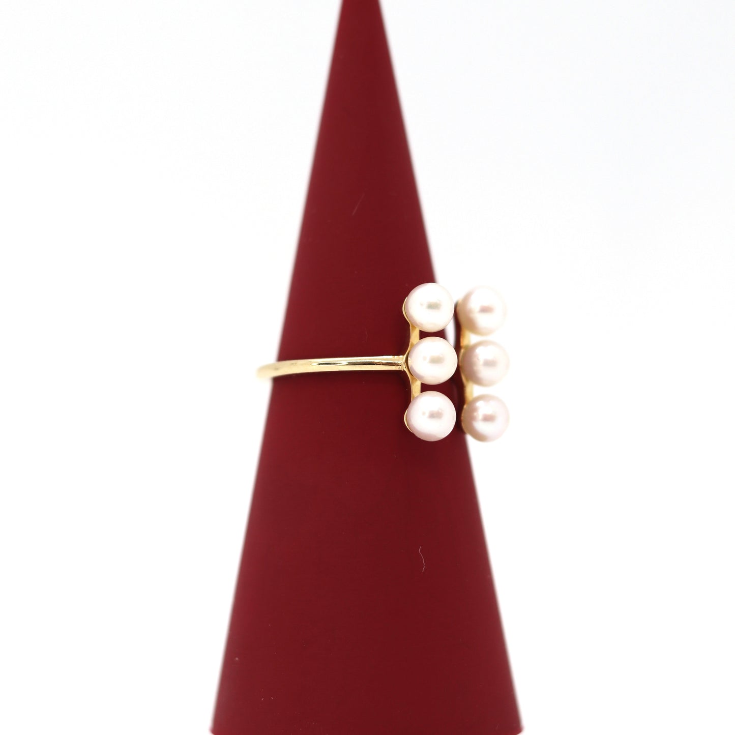 10k Pearls Ring