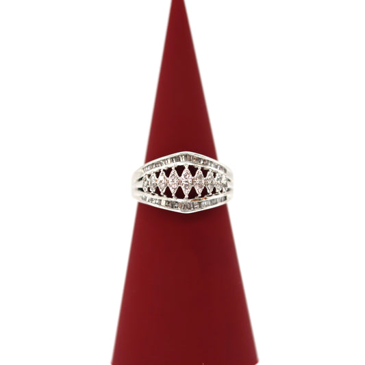 10k White Gold Ring