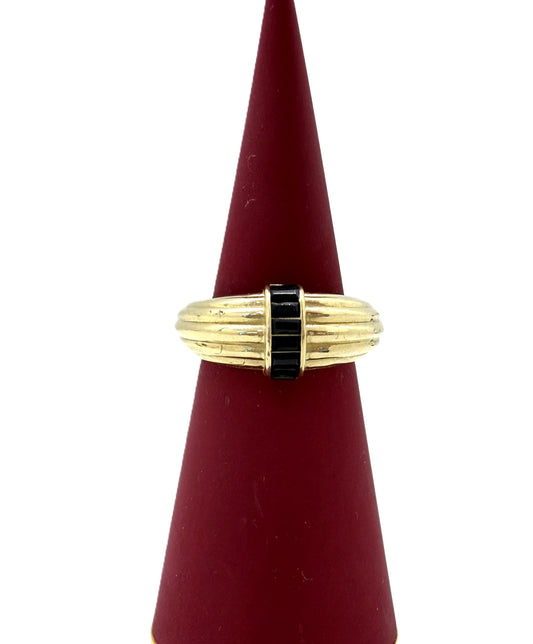10k Black stones Ring