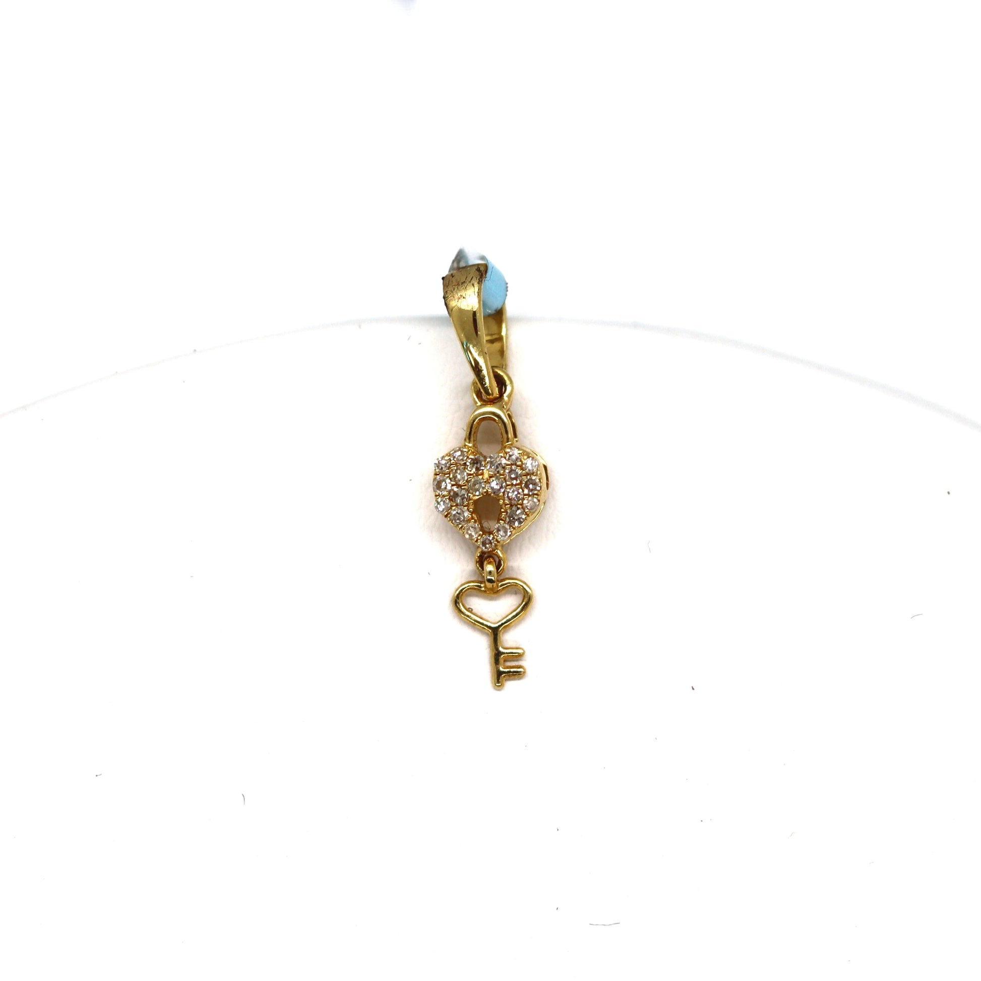 14k Heart and Key Diamonds Pendant