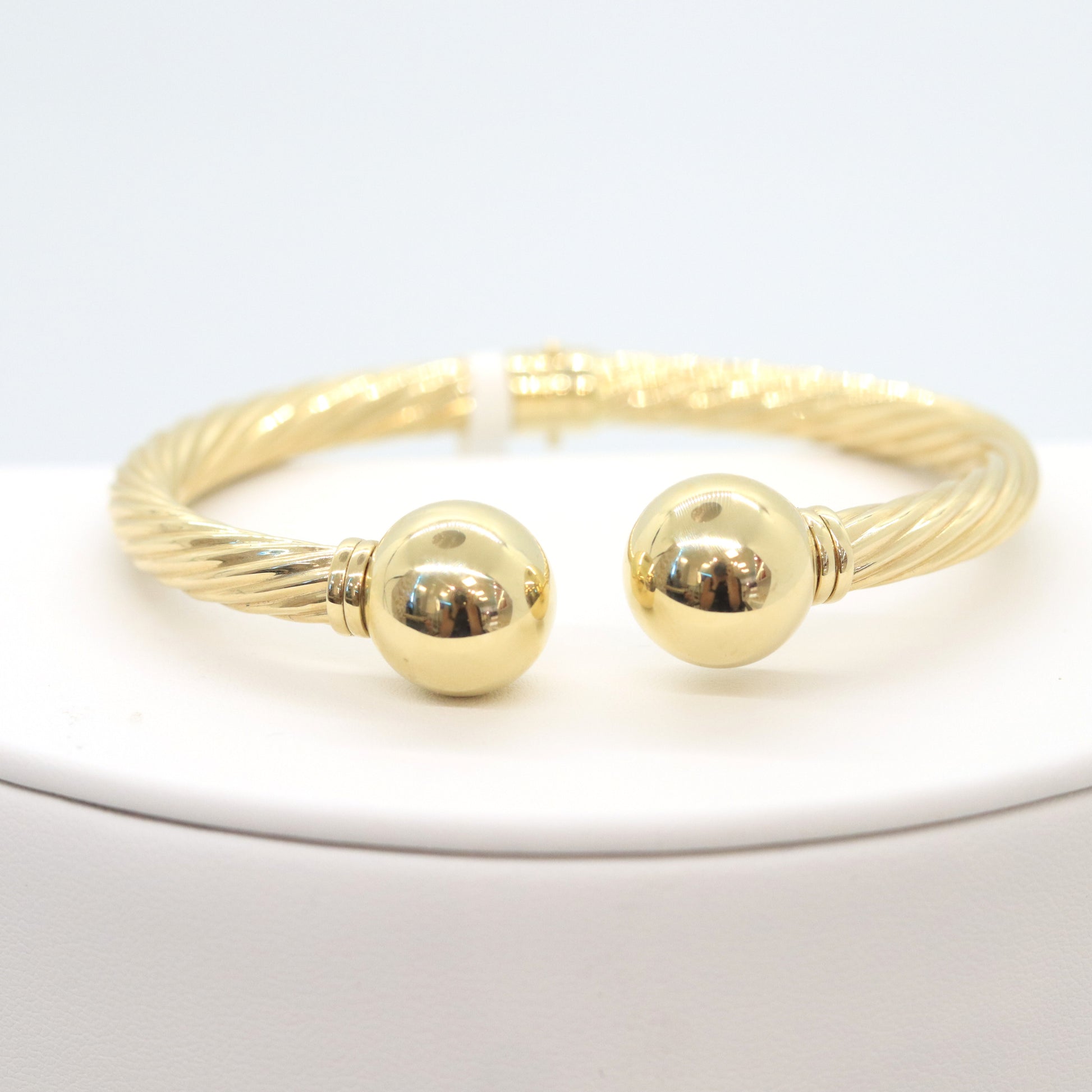 14k Ball Bangle