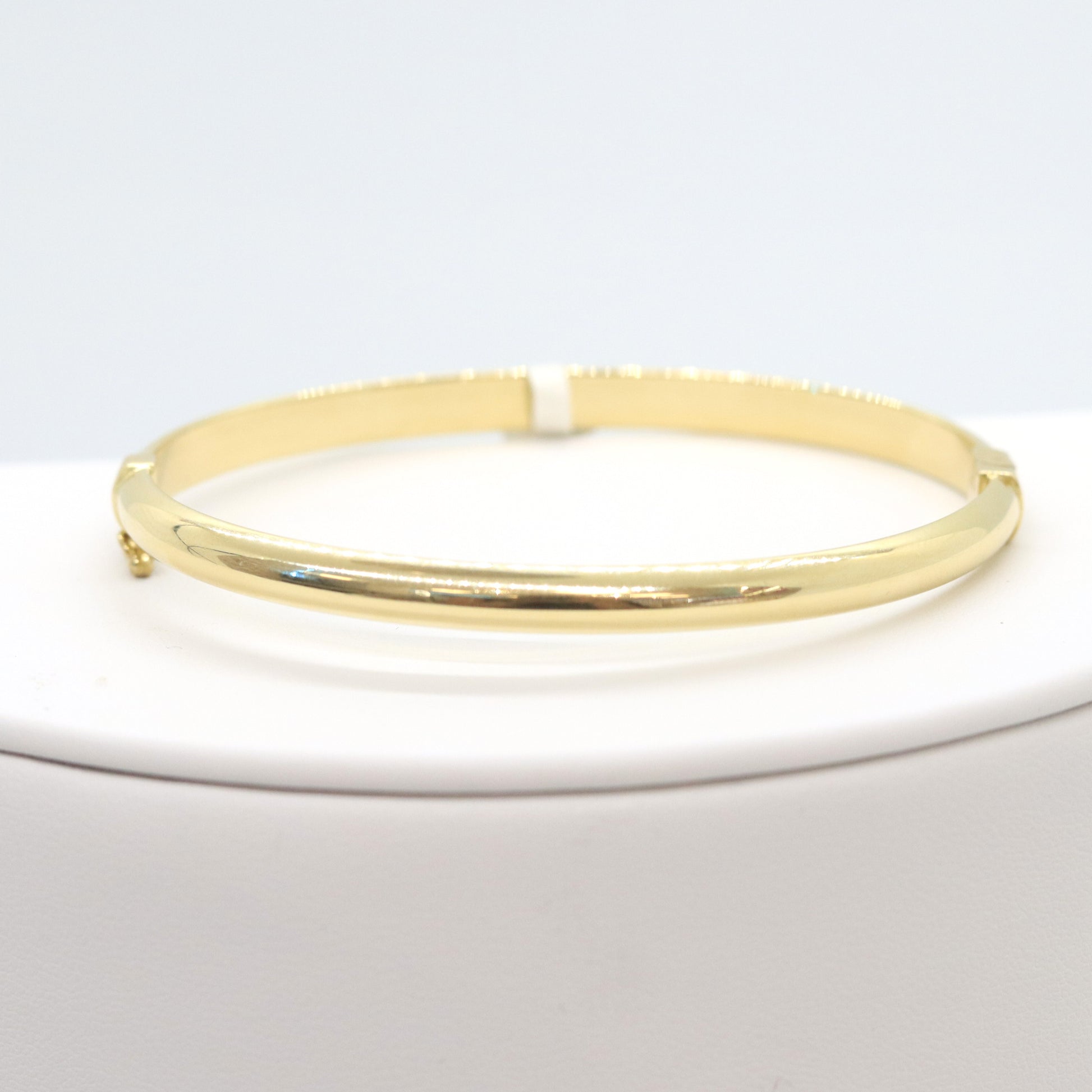 14k Plain Bangle